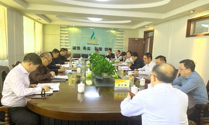 市委常委、副市長張秀林到敦煌種業(yè)調(diào)研